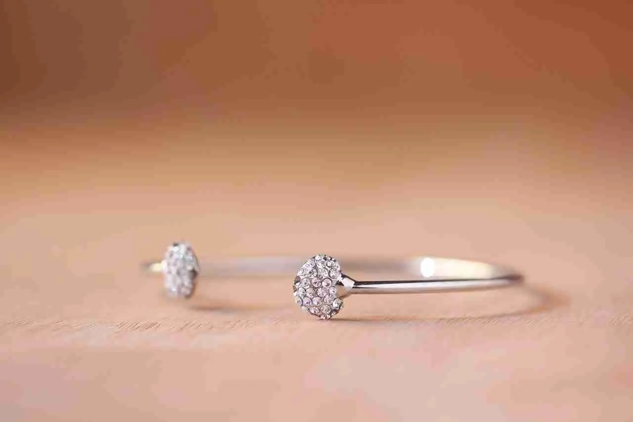 yin_metal_example_jewelry