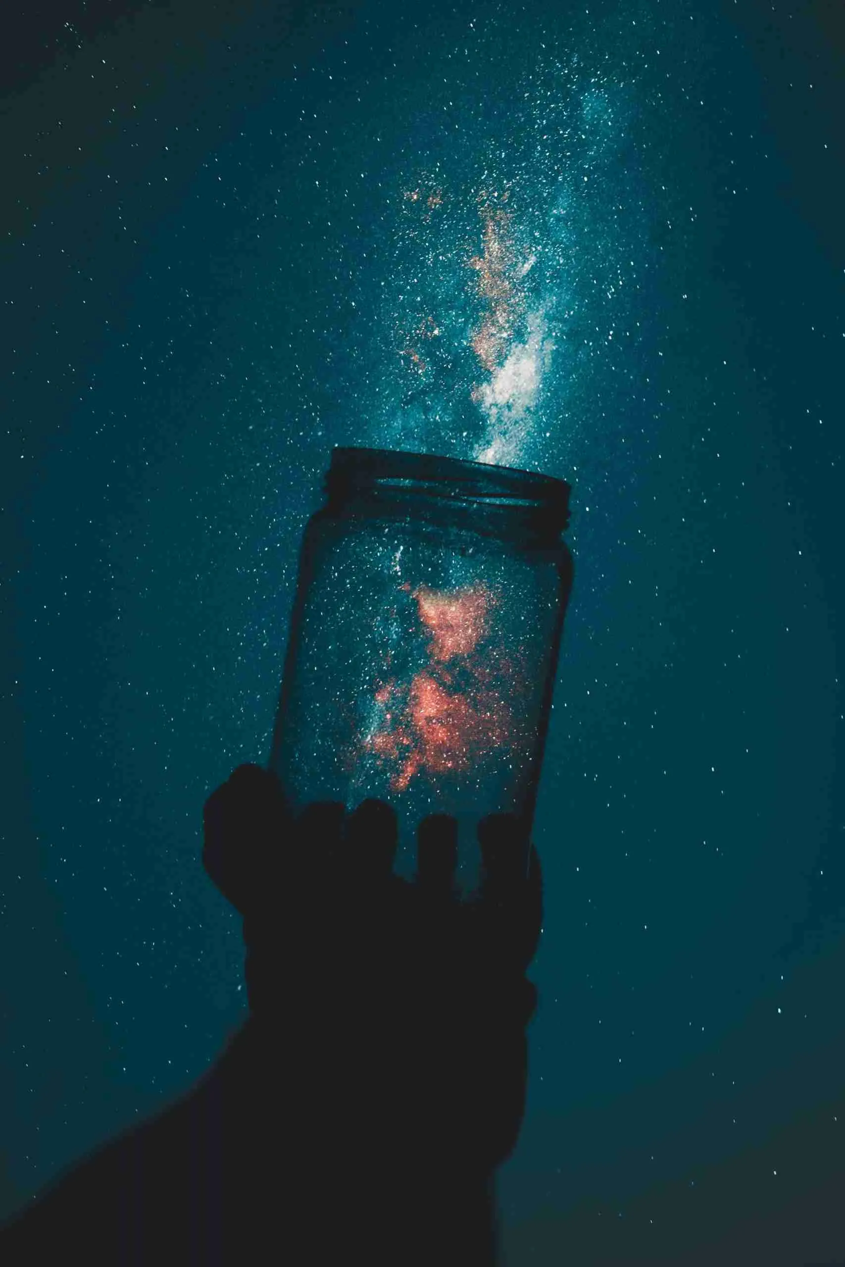 silhouette-of-person-holding-glass-mason-jar-1274260 bazi_consultation_chart